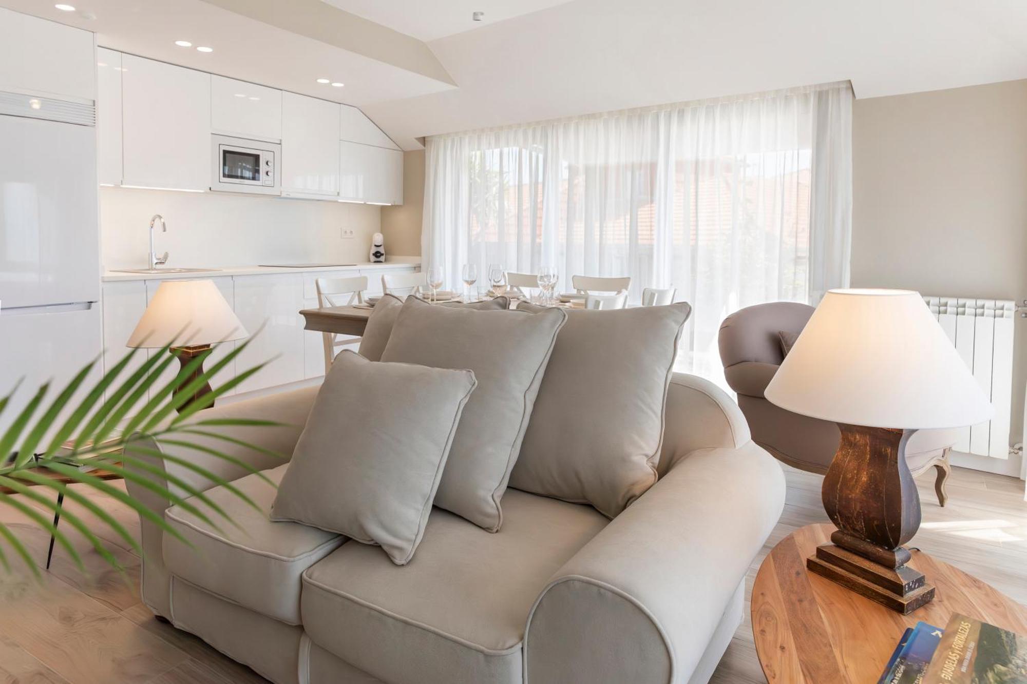 Apartamentos Plaza Center Suances Εξωτερικό φωτογραφία