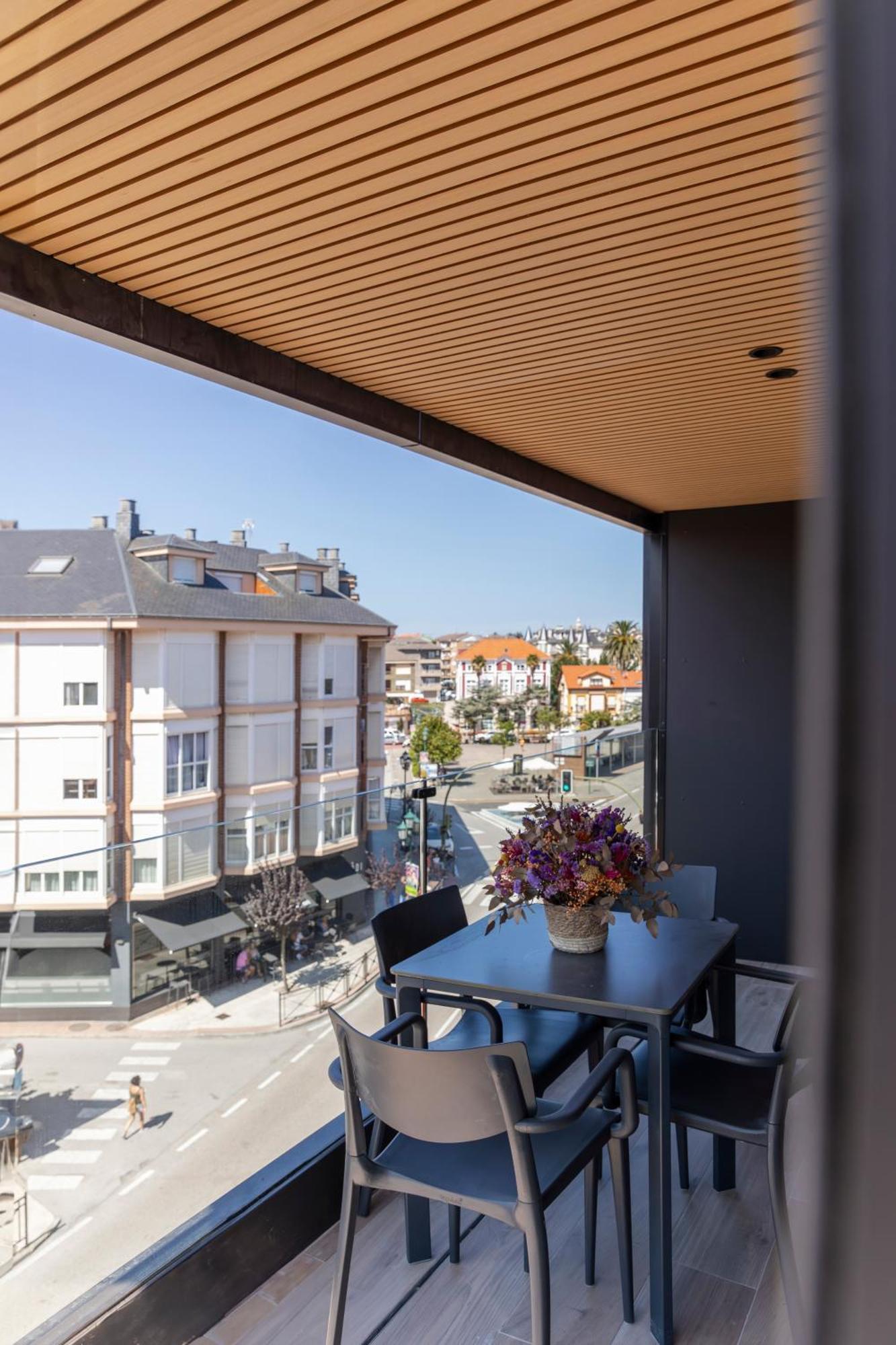 Apartamentos Plaza Center Suances Εξωτερικό φωτογραφία